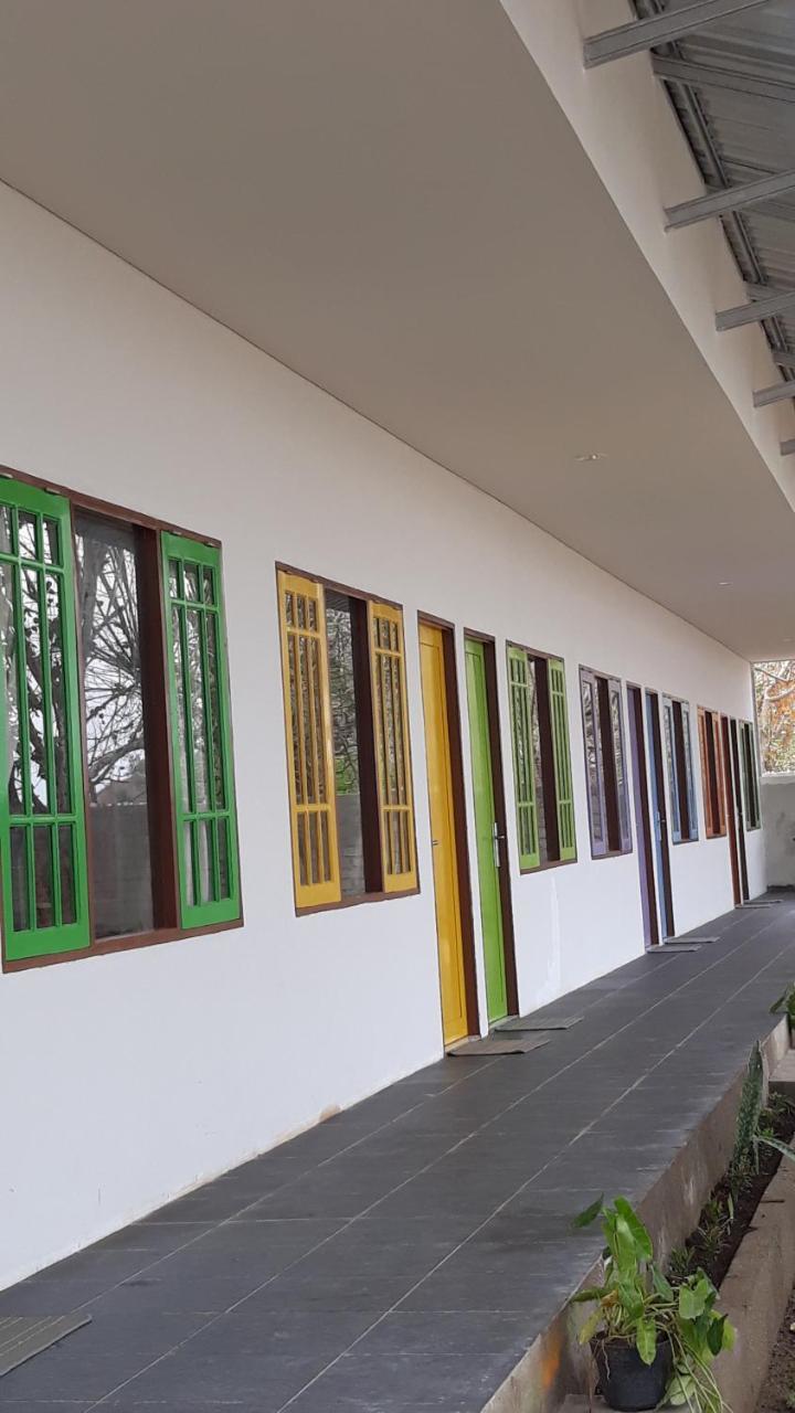 Bujang Lapuk Hostel เซกอตอง ภายนอก รูปภาพ